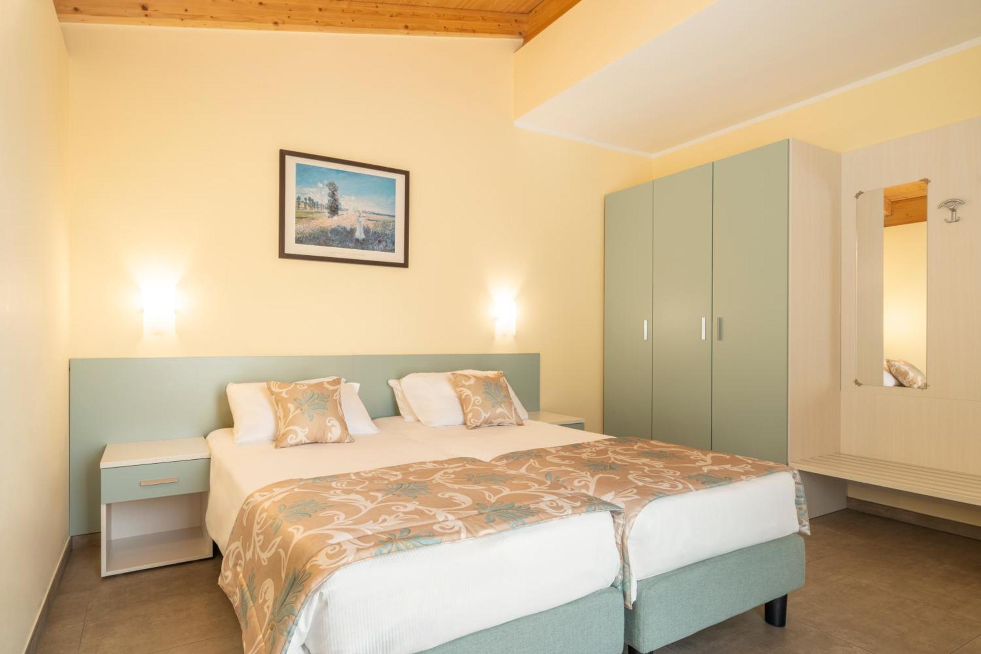 Residence Dany Appartamenti Con Cucina Vista Lago Piscina E Parcheggio Gargnano Zewnętrze zdjęcie