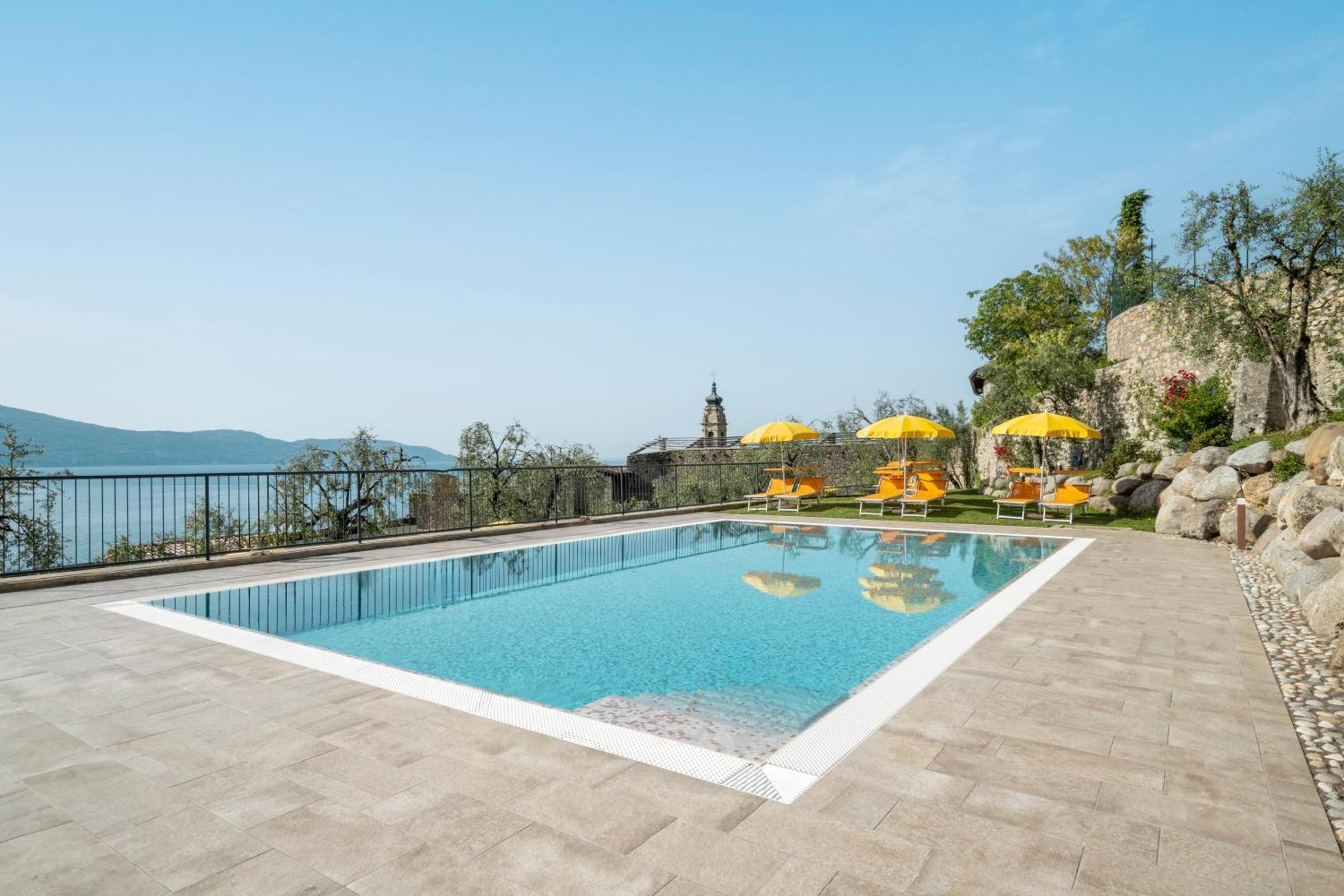 Residence Dany Appartamenti Con Cucina Vista Lago Piscina E Parcheggio Gargnano Zewnętrze zdjęcie
