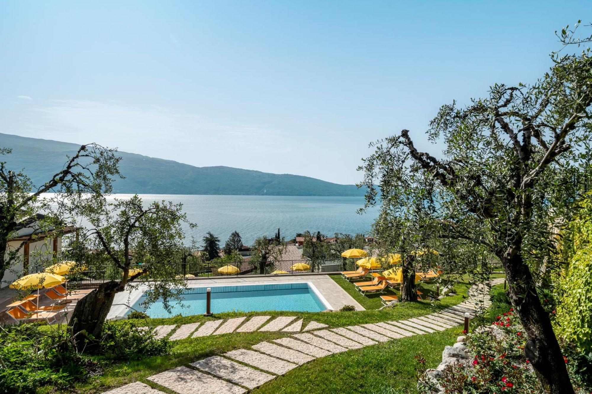 Residence Dany Appartamenti Con Cucina Vista Lago Piscina E Parcheggio Gargnano Zewnętrze zdjęcie