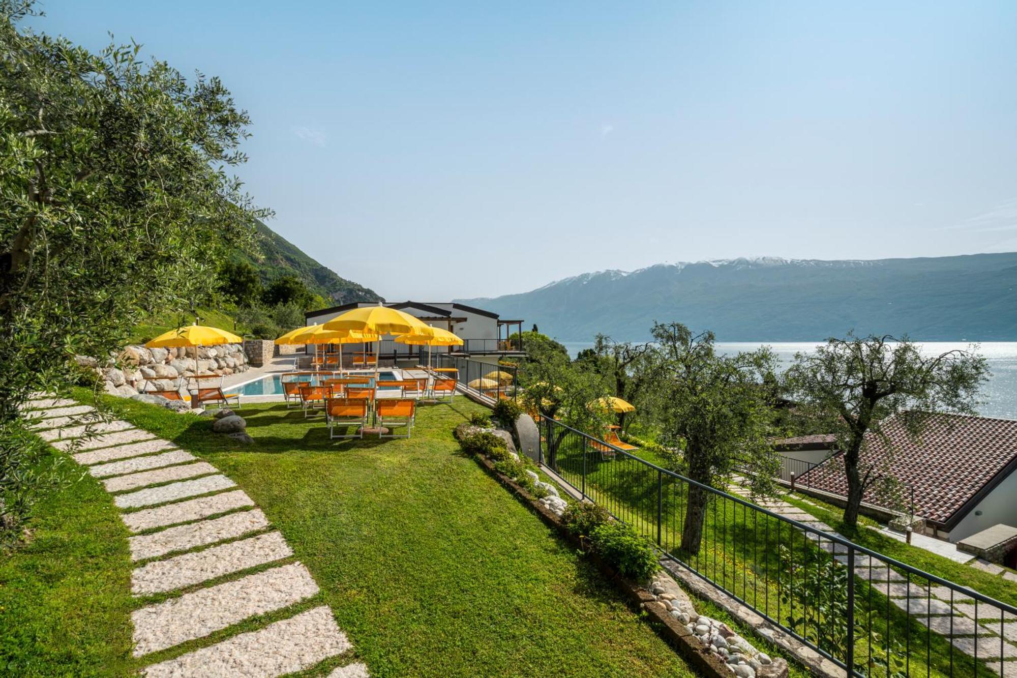 Residence Dany Appartamenti Con Cucina Vista Lago Piscina E Parcheggio Gargnano Zewnętrze zdjęcie